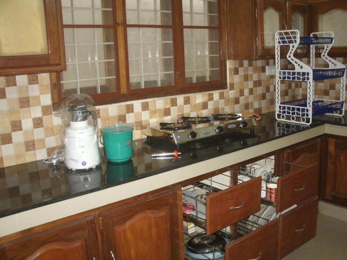 Jacaranda Holiday Home Kochi Luaran gambar